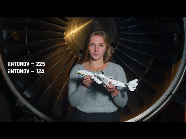 Special model with the autograph of Pilot An-225 Dmitro Antonov for the AF Ukraine