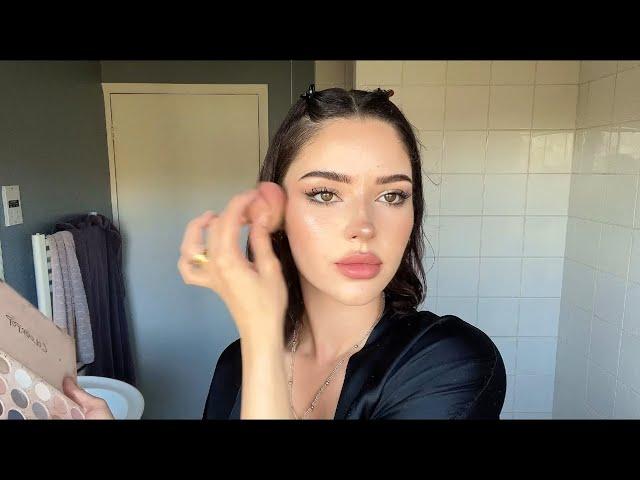 SIMPLE MAKEUP ROUTINE | SKINCARE, BROWS + EYELINER