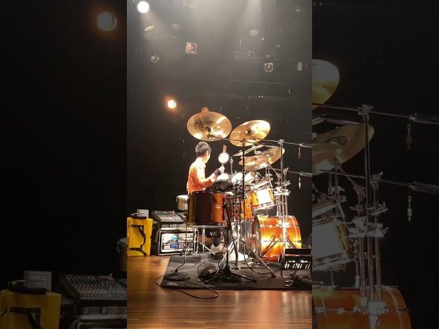 Side angle of drum solo 3