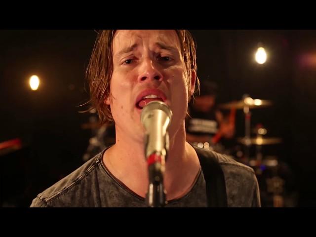 Jonny Lang - Stronger Together (Official Music Video)