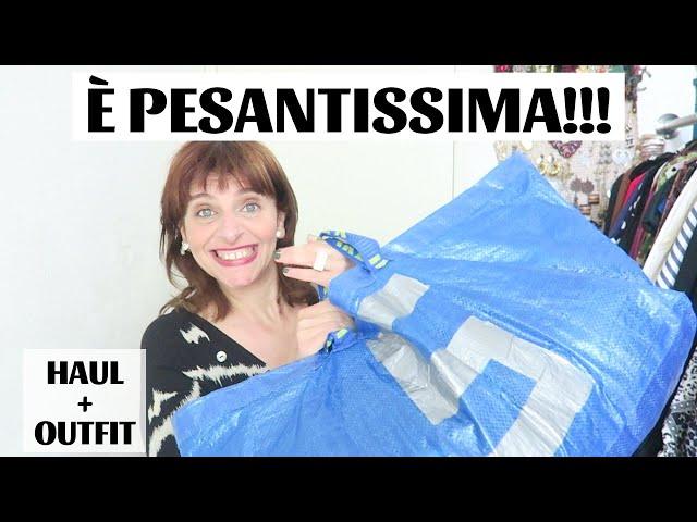 UNA BORSA DI SCAMBIO GIGANTESCA CON IL VESTITO DELL'ESTATE!