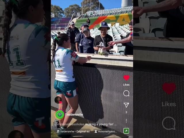 Fan from Victoria here, So Monalisa Soliola gave her boots away. #womeninleagueround  #NRLW