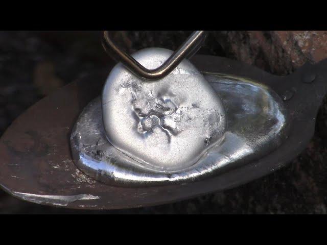 Satisfying melting zinc into zinc