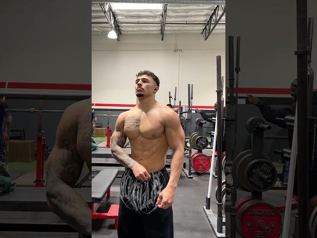 Natural Gym Guy - Daniel Uzuri