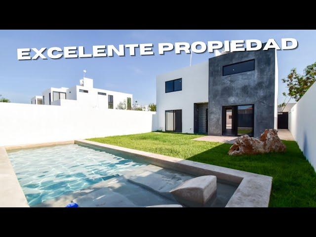 CASA en VENTA al NORTE DE MÉRIDA ¡Con alberca de EXCELENTE TAMAÑO Y CAMASTROS! Increíble precio