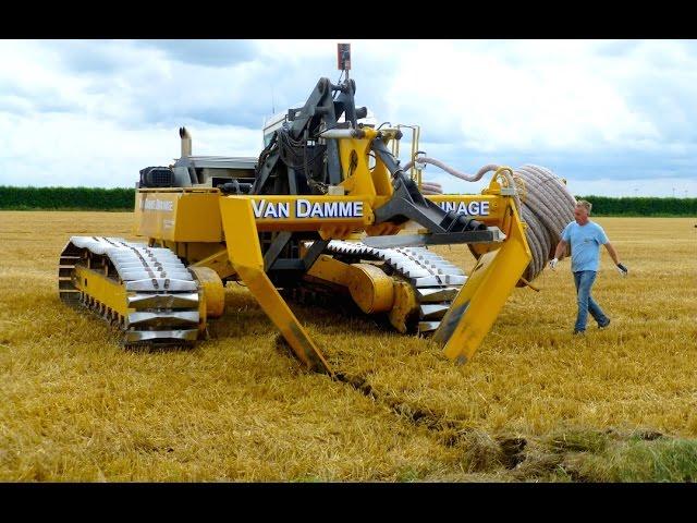 Inter-Drain GP-Series V plow | laying trenchless field drainage | Van Damme Drainage