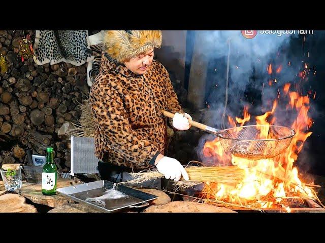살아있는 산꼼장어를 짚불에 넣으면 이렇게 됩니다!  / sea eel fire~!
