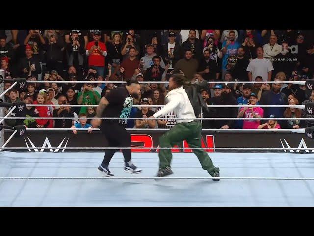 Seth Rollins attacks Bronson Reed - WWE RAW 11/11/2024