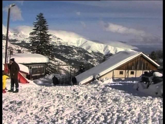 LA NEVE A MONESI