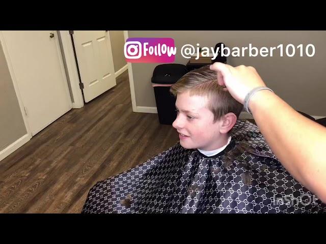 Getting a fresh cut by Jaybarber