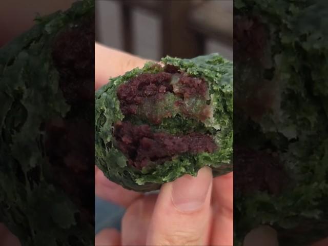 쑥향 가득, 보리의 고소함까지! 서귀포 노포 빵집 먹방 #food #matcha #제주도쑥보리빵