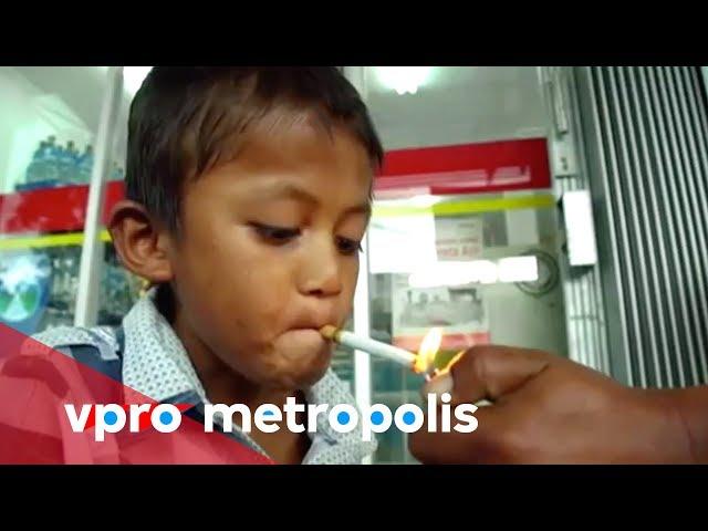 A 9 year old chain smoker from Indonesia - vpro Metropolis