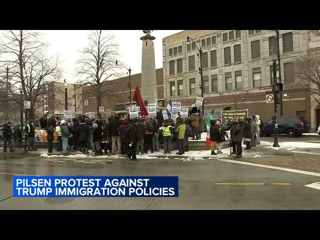 Chicago immigration activists hold protest against President-elect Donald Trump's deportation plans