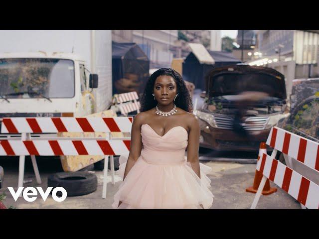 Simi - Stranger (Official Video)