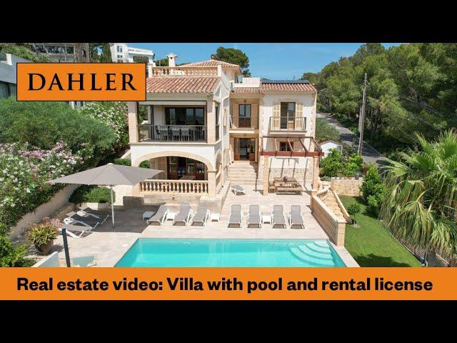 Villa with pool and rental license