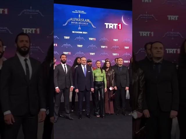 Обзорное видео съёмочной группы на гала-премьере сериала Альпарслан: Великие Сельджуки