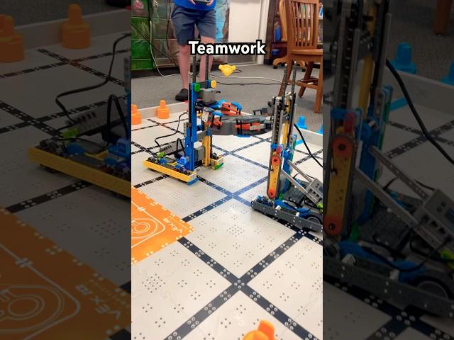 Teamwork Makes the Dream Work  : VEX IQ Mix and Match
