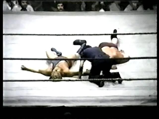 Ray Stevens vs Red Bastien