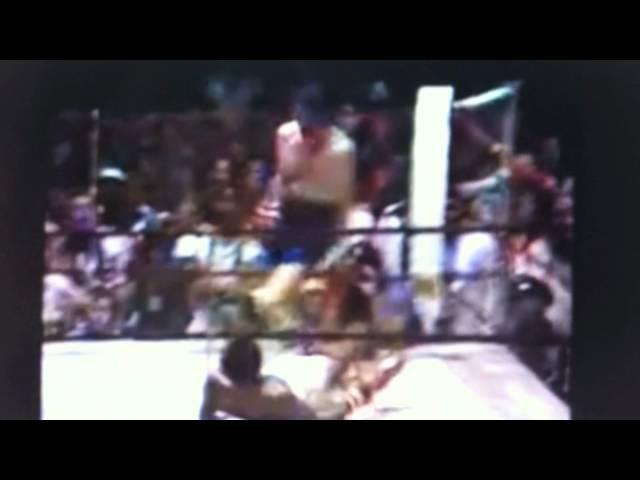 Dicky Eklund ward knocks down Sugar Ray Leonard the fighter real !!!