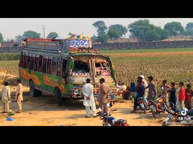 shakargarh bus 210 ka accident ho gya Allah Khair kry##//shakargarh flayers 1