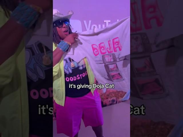 tune in tonight to see Doja Cat live at Coachella from wherever you are 