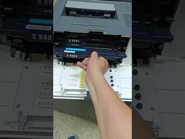HP Color Laser 150a replace cartridge
