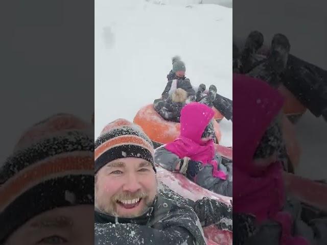 Family Tube #snow #winterwonderland #family #funny #crazy