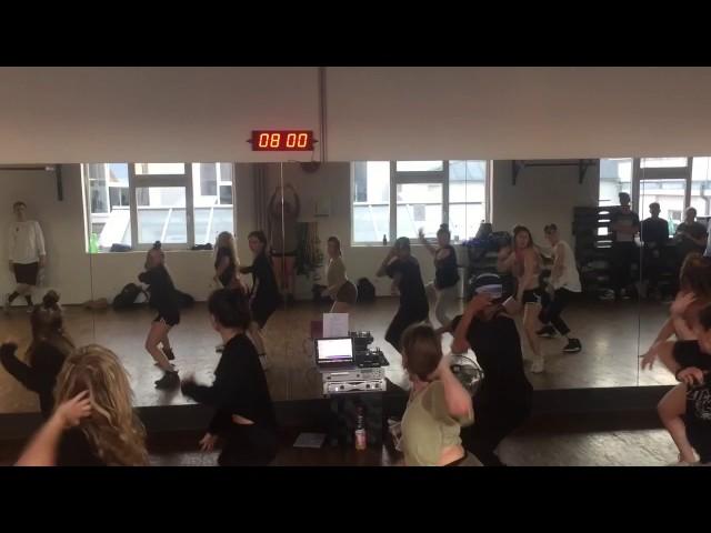 THIS IS MISSY // Cassie - long way to go | Class Footage