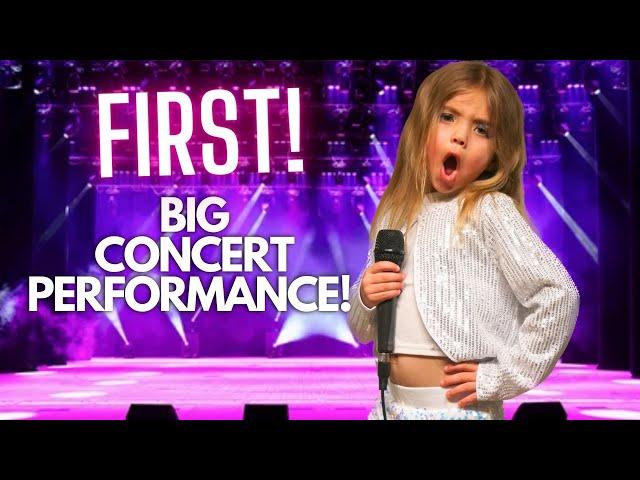 Halston's First BIG Concert!