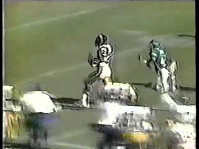 Eric Dickerson runs for an 85 yard TD against the Jets in 1983