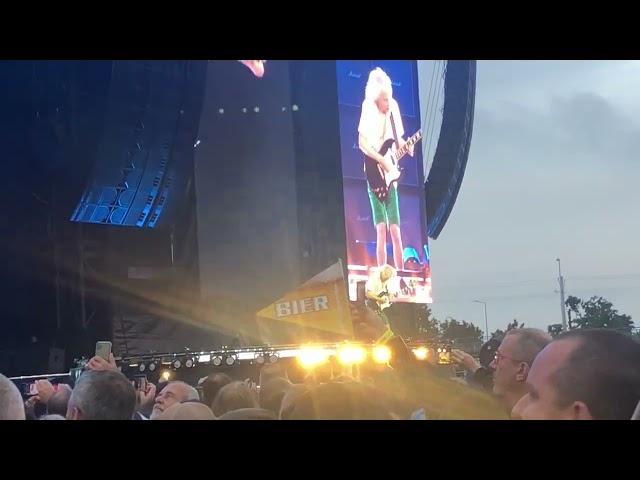 ACDC   Let There Be Rock , Angus Solo   19 6 2024 Dresden Rinne   Open Air