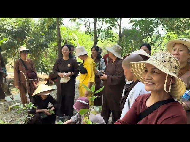 6. THẦY HUYỀN DIỆU - ĐẠI SỨ VIỆT NAM XANH mp4