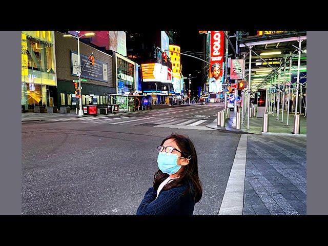 Quarantine in NYC at night A walk in Times Square during coronavirus lockdown! How does it look?