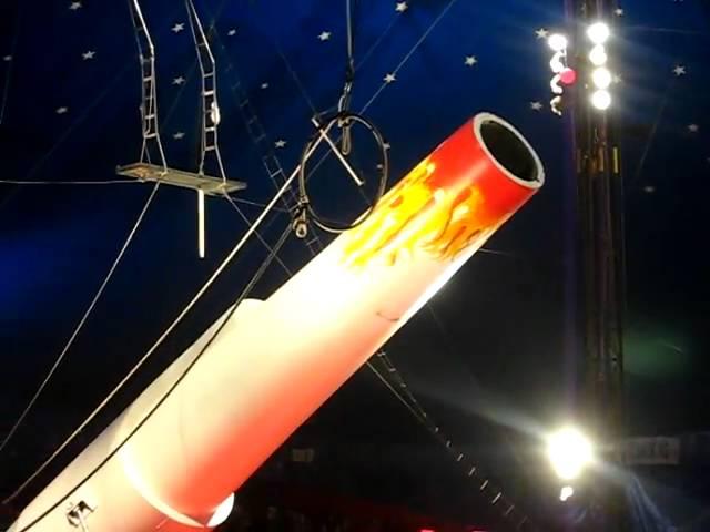 Circus man shot out of cannon - Human Cannonball