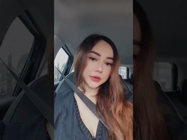 Aura Kasih tampil beda dan lebih cantik