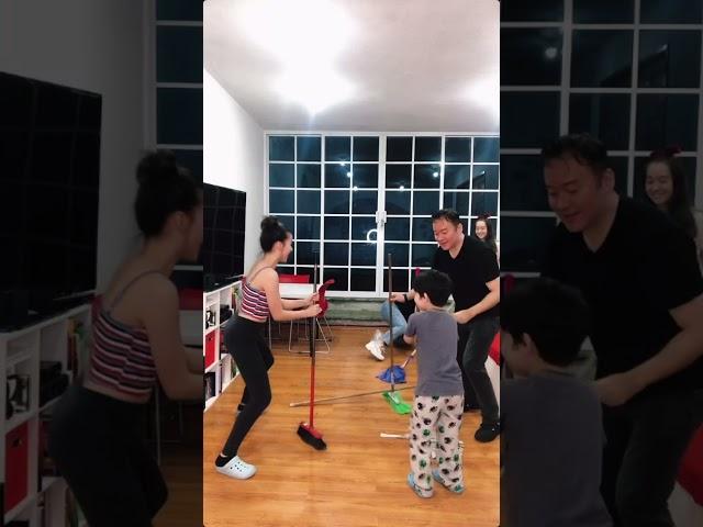 El  juego más VIRAL de TIKTOK para la FAMILIA  #Shorts