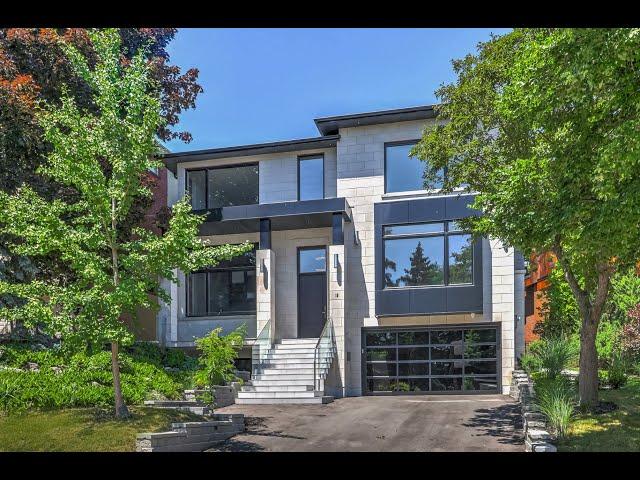 12 Bearwood Dr Toronto Ontario M9A 4G4