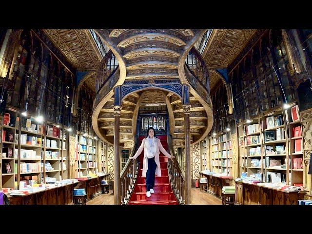 Livraria Lello : A most Beautiful Bookshop