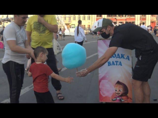 Сколько можно заработать торгуя сладкой ватой?
