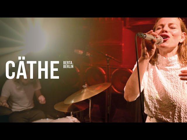 Cäthe - live @ Club Gretchen | LIVING IN A BOX