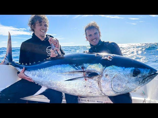 GIANT Bluefin Tuna Fishing (Part 1)