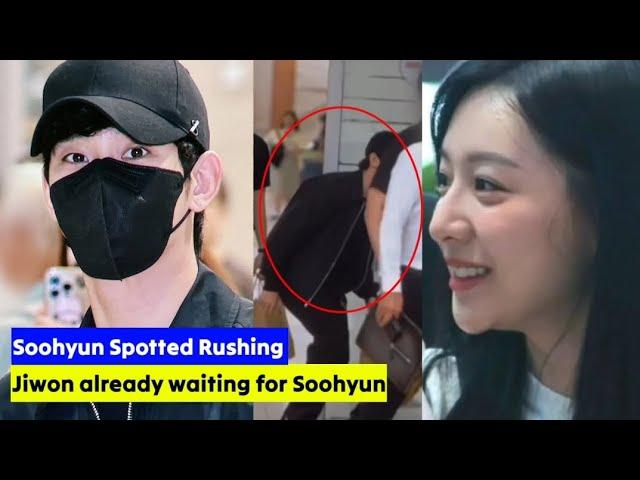 Kim Soo Hyun & Kim Ji Won Spotted at the AIRPORT!