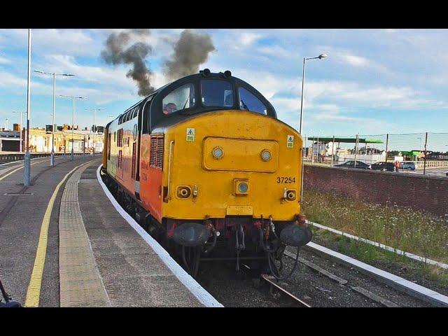 Class 37 Start Up - 37254 at Great Yarmouth 20/08/2020