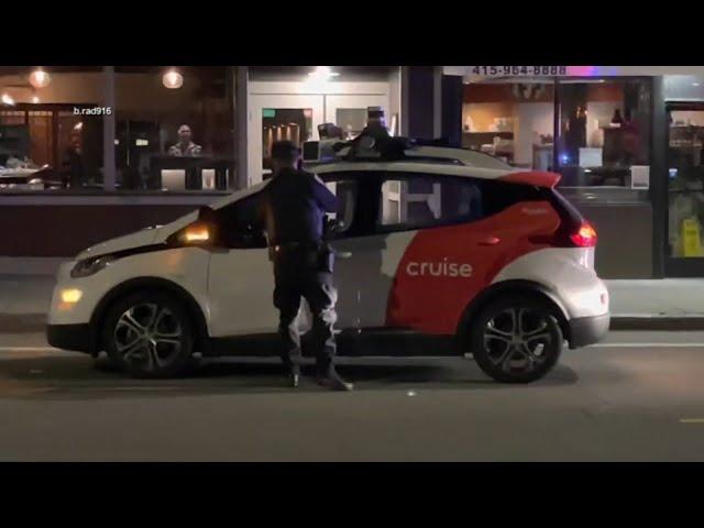 'Ain't nobody in it': Police pull over driverless car in San Francisco traffic stop