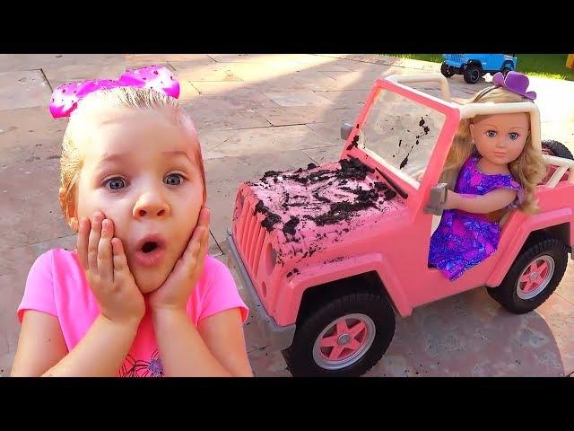 Diana playing Car Wash with Cleaning Toys