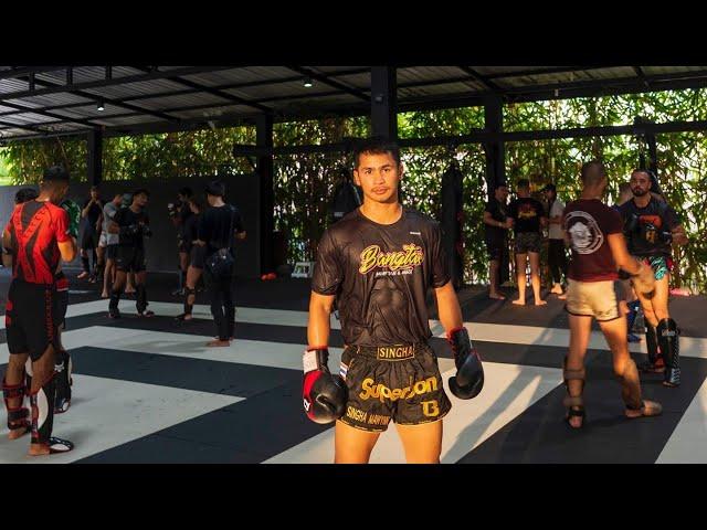 Superbon Muaythai seminar in Phuket