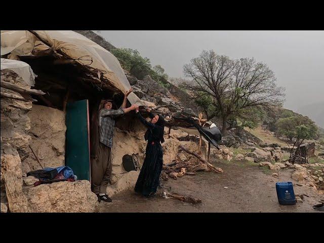 Strong Storm and Roaring Sky in the Nomadic Area: Atabek Family Caught in the Rain️️