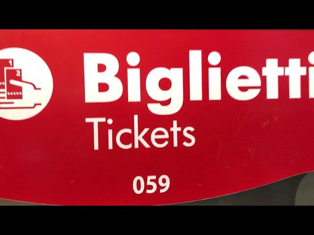 Buying a single train ticket with Train Italia ticket machine