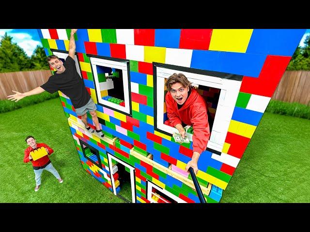 Last To Leave LEGO HOUSE Wins $10,000!!