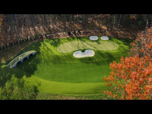 Homeowner Builds Par-3 Hole Inspired by Famed Golf Course